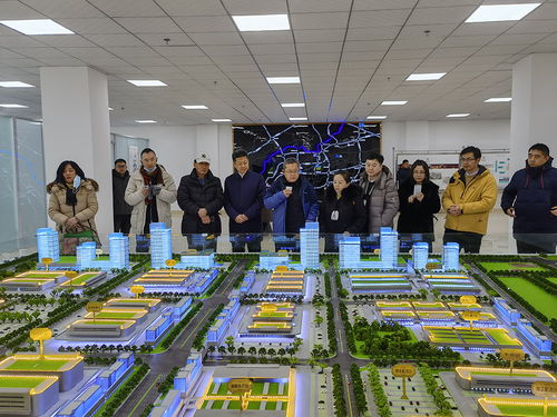 中國電子商會會長王寧一行赴濟(jì)南市公益性農(nóng)產(chǎn)品批發(fā)市場項目現(xiàn)場參觀考察